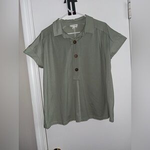 Heyson Green short sleeve blouse small